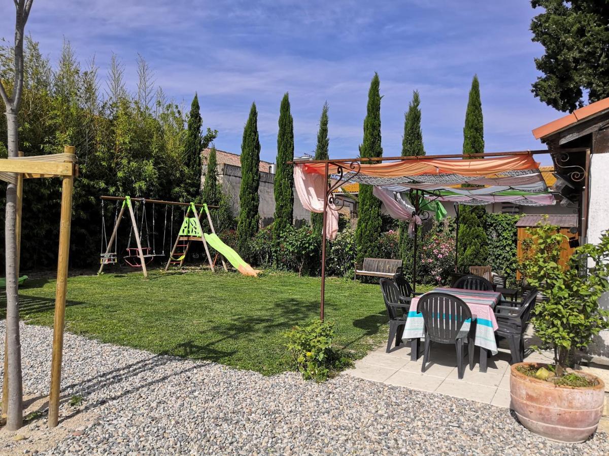 Maison Avec Piscine Dans Village Provencal. Courthézon Extérieur photo